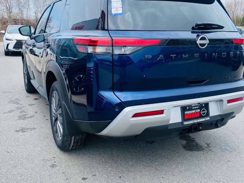 Nissan Pathfinder SL 2025