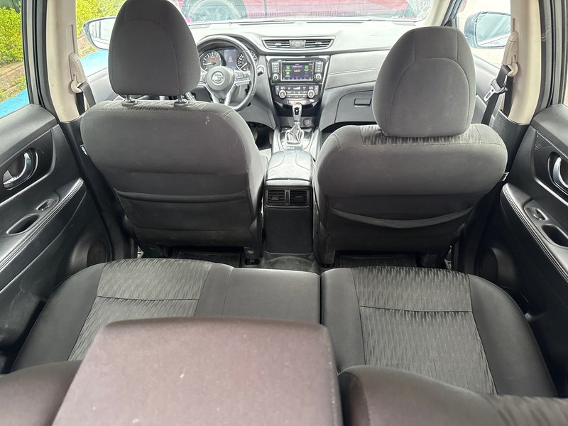2019 Nissan Rogue SV with tech package
