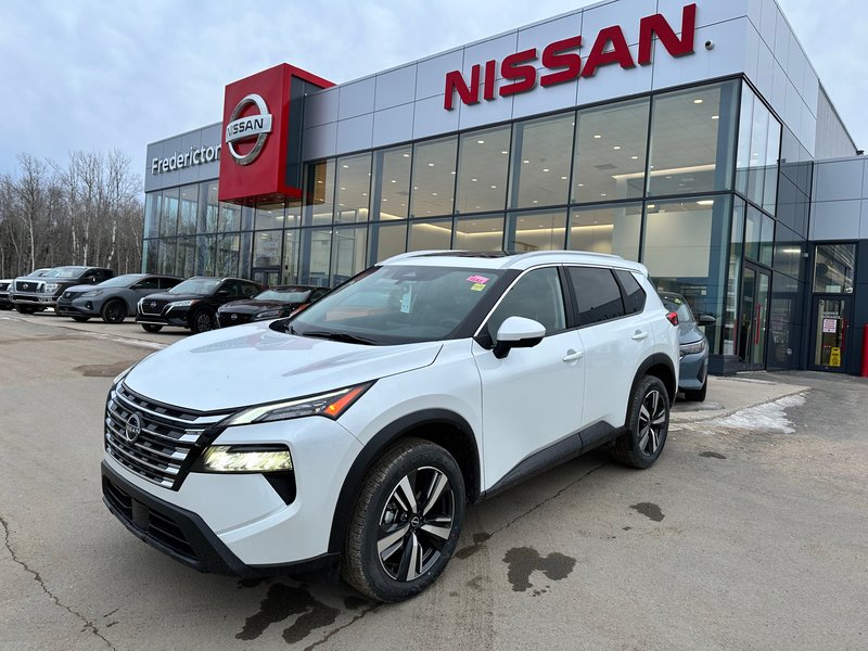 Fredericton Nissan à Fredericton Nissan Rogue SV MOONROOF 2024 N24111