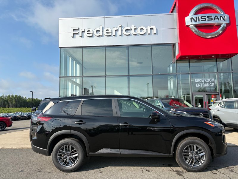 Nissan Rogue S 2025