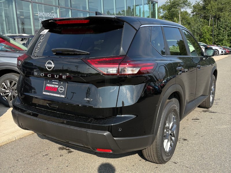 Nissan Rogue S 2025