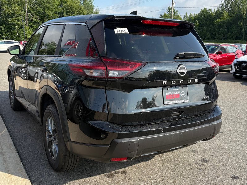 Nissan Rogue S 2025