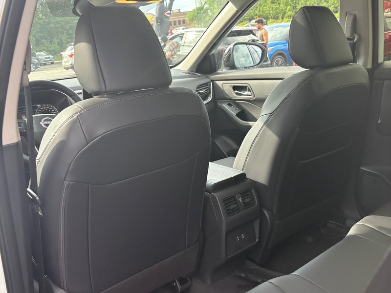 Nissan Rogue MIDNIGHT EDITION 2025