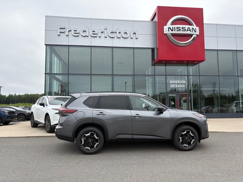 Nissan Rogue MIDNIGHT EDITION 2025