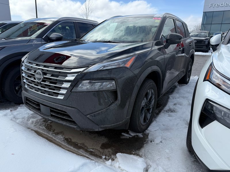 2026 Nissan ROGUE SV MOONROOF