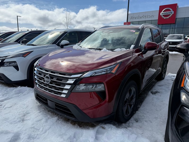 2026 Nissan ROGUE SV MOONROOF