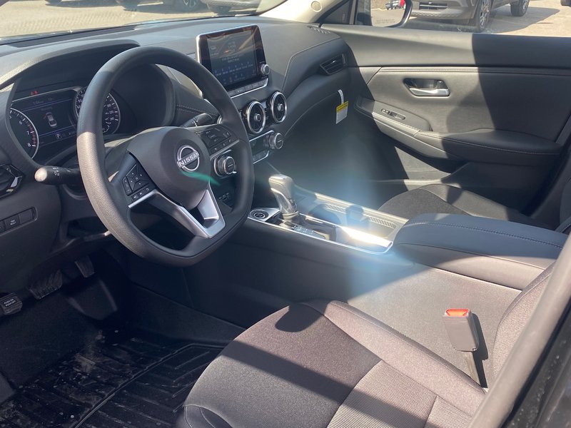 Nissan Sentra SV 2025