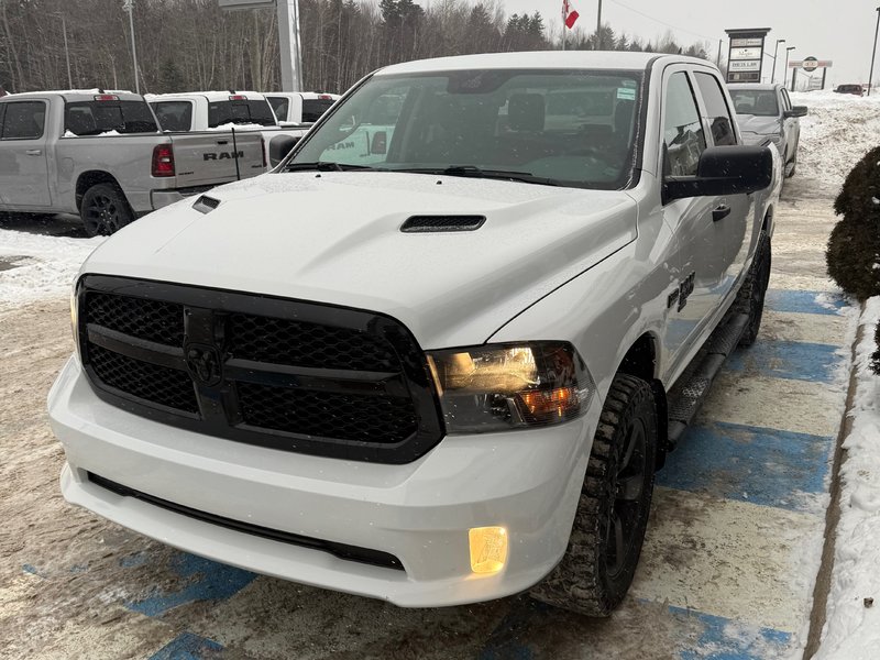 Ram 1500 Classic EXPRESS 2020