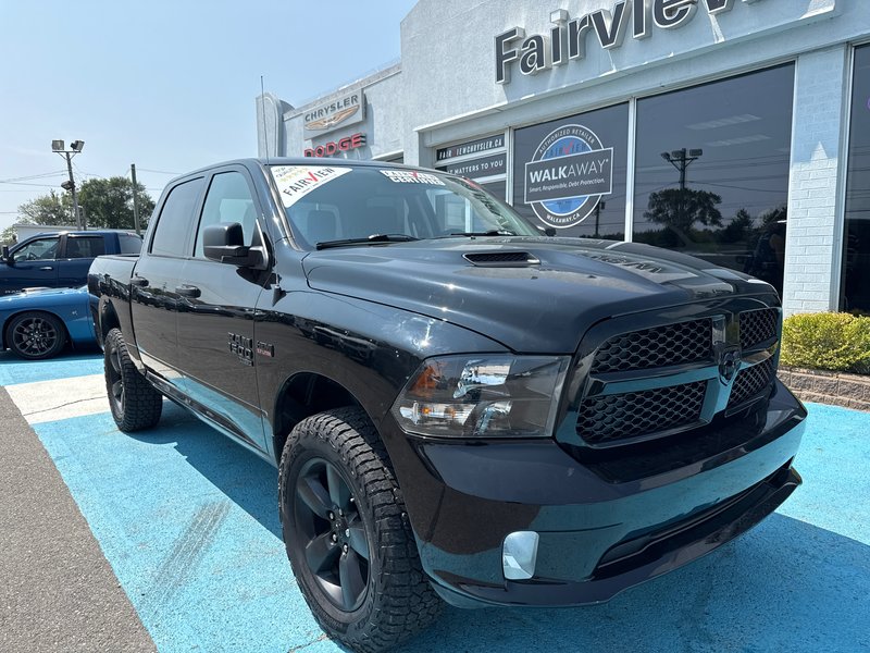 2020 Ram 1500 Classic Express V8 upgraded tires, levelling kit, blackout edition