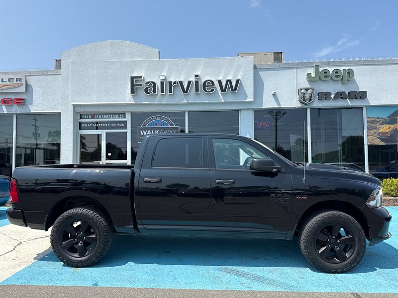2020 Ram 1500 Classic Express V8 upgraded tires, levelling kit, blackout edition