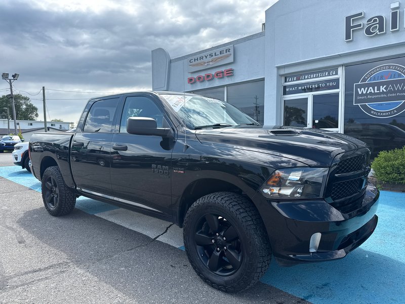 2020 Ram 1500 Classic Express blackout edition 5.7 hemi, 20 inch black wheels painted bumper sport Hood Apple CarPlay