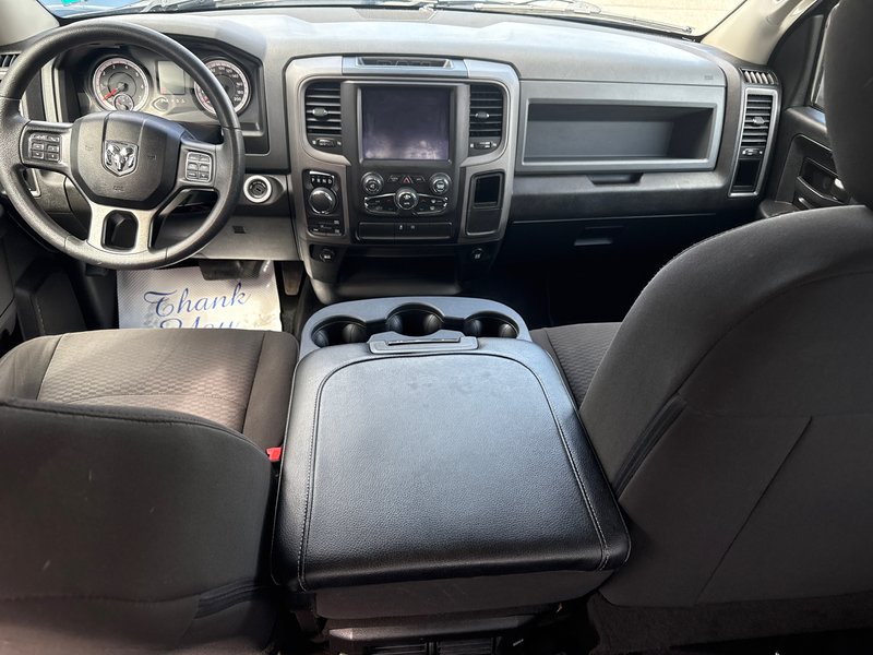 2020 Ram 1500 Classic Express blackout edition 5.7 hemi, 20 inch black wheels painted bumper sport Hood Apple CarPlay