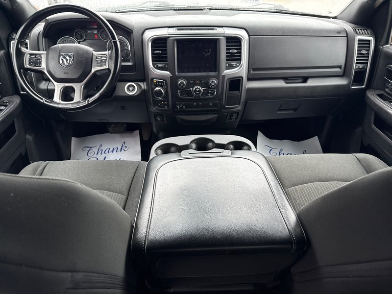 2021 Ram 1500 Classic Warlock Navigation push button start new Al train tires two year new motor vehicle