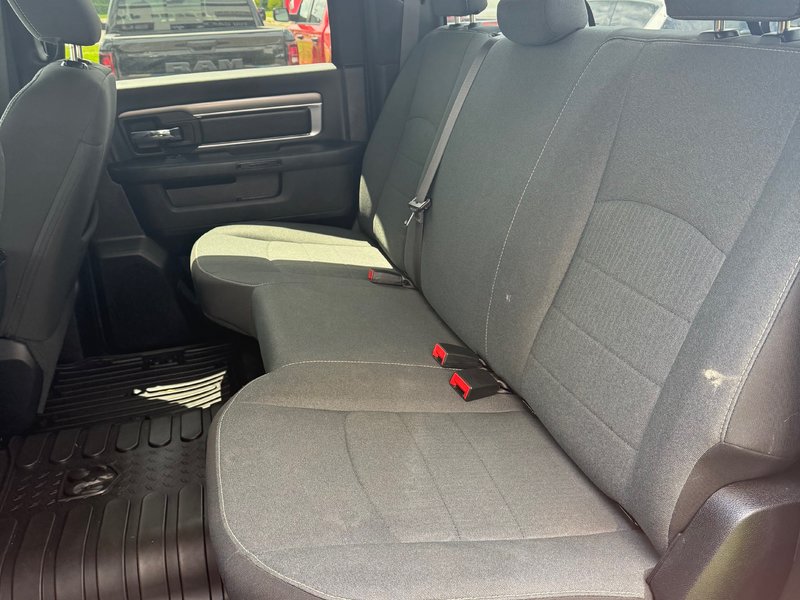 Ram 1500 Classic WARLOCK 2022