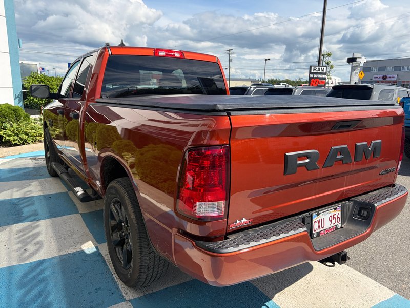 2023 Ram 1500 CLASSIC EXPRESS V6 QUAD CAB IN HARVEST ORANGE! LOW KM!