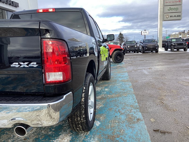 2024 Ram 1500 Classic TRADESMAN