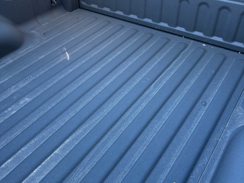 2024 Ram 1500 CLASSIC WARLOCK V6 WARLOCK!