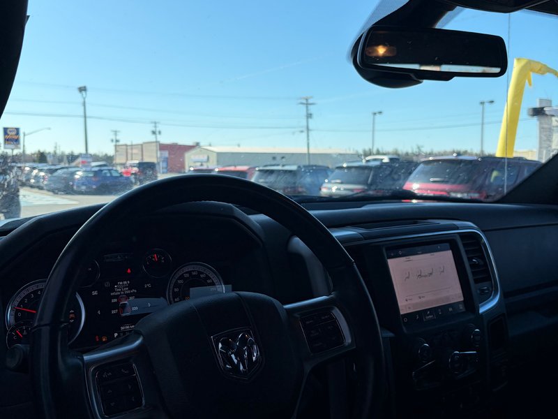 2024 Ram 1500 CLASSIC WARLOCK V6 WARLOCK!