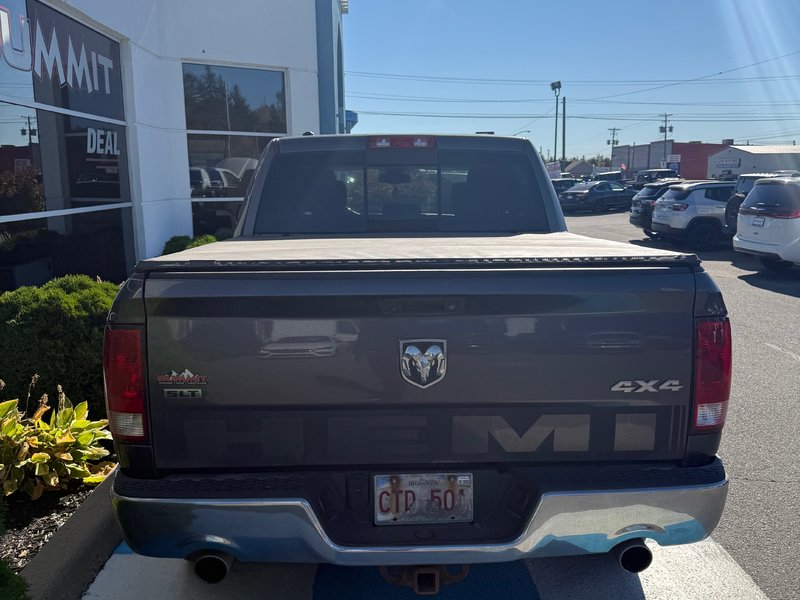 2016 Ram 1500 SLT