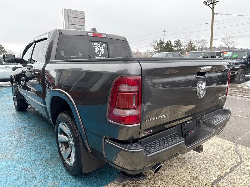 2020 Ram 1500 Limited  Michelin tires excellent condition, 12 inch screen, cool seats, sunroof harman/ kardon audio system