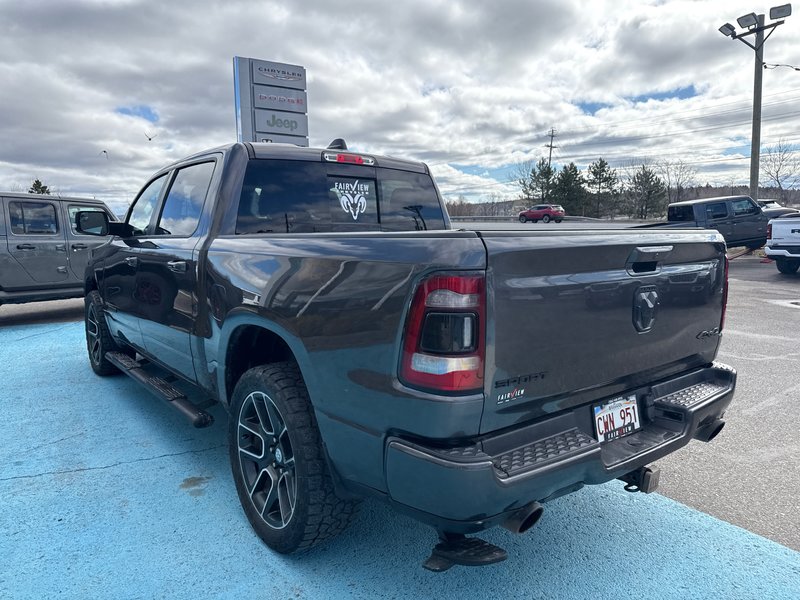 2020 Ram 1500 Sport fully loaded Heated seats, cool seats, full panoramic roof, upgraded tires extended warranty to 140,000 km