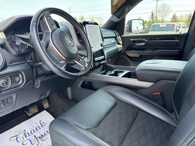 2022 Ram 1500 Sport New tires 12 inch screen, heated seat, seats, heated string, etc.