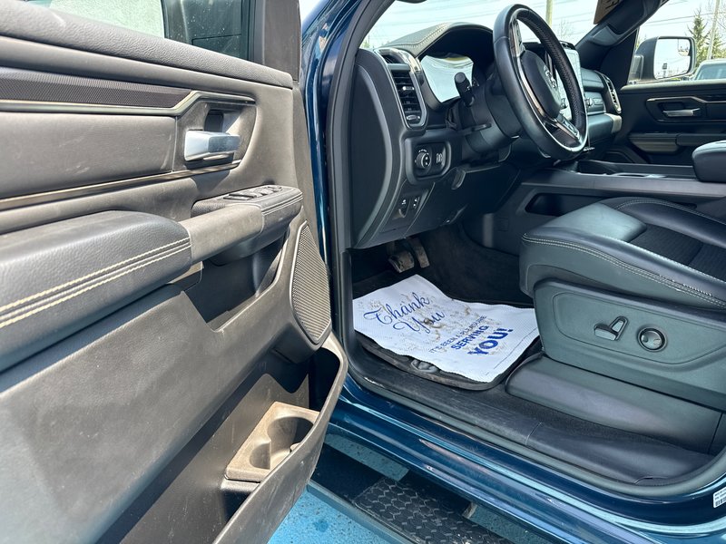 2022 Ram 1500 Sport New tires 12 inch screen, heated seat, seats, heated string, etc.