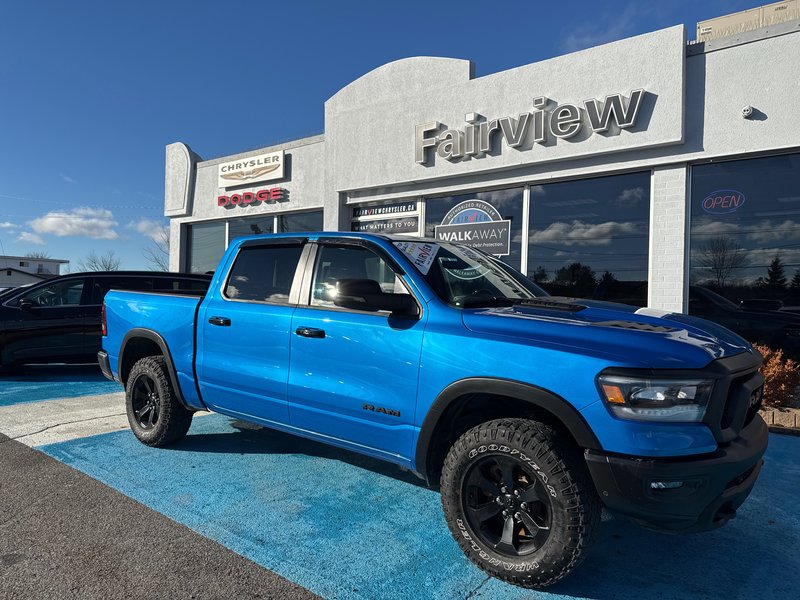 2023 Ram 1500 Rebel Loaded 12 inch screen axle lock tow package