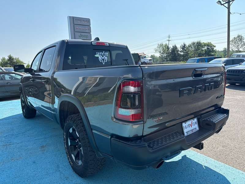 2023 Ram 1500 Rebel Fully loaded with panoramic roof, Harman/ Kardon  auto