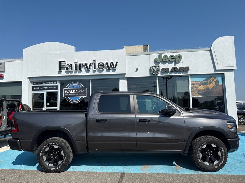 2023 Ram 1500 Rebel Fully loaded with panoramic roof, Harman/ Kardon  auto