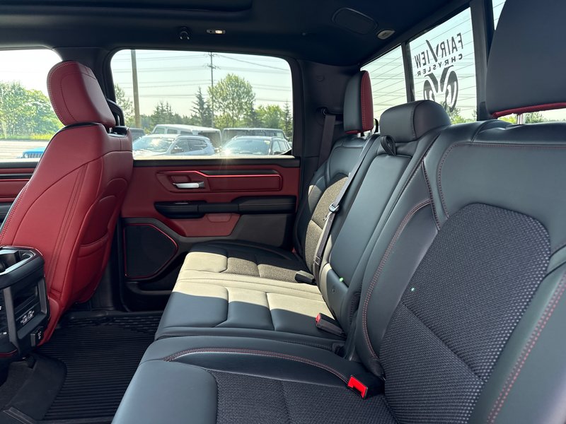2023 Ram 1500 Rebel Fully loaded with panoramic roof, Harman/ Kardon  auto