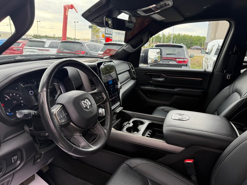 2023 Ram 1500 SPORT