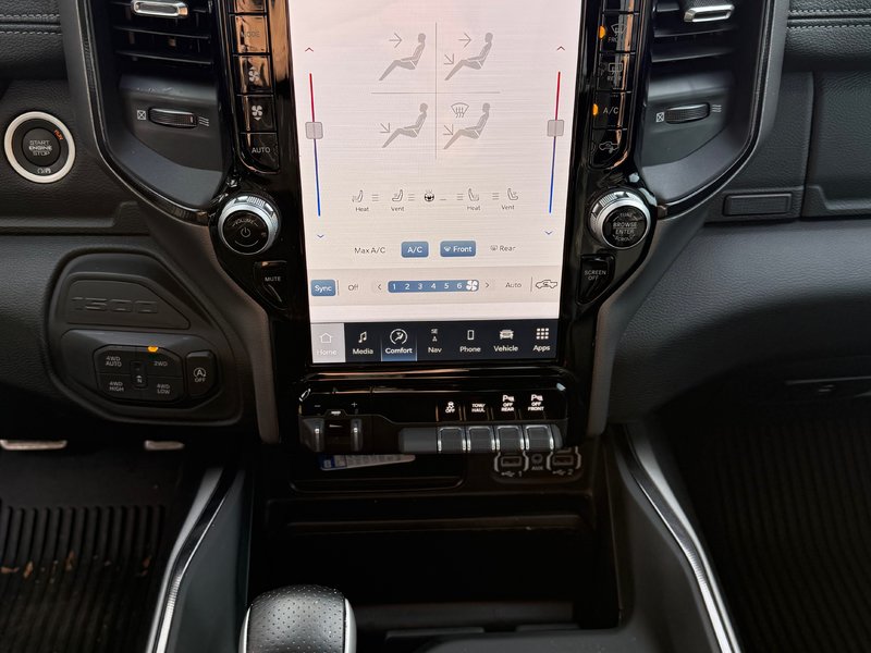 2023 Ram 1500 SPORT