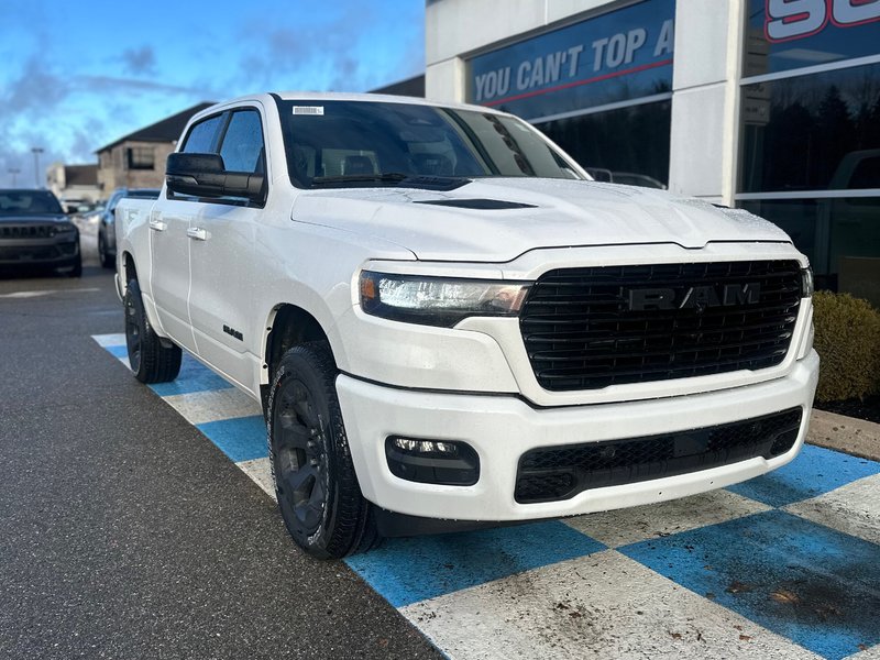 2025 Ram 1500 SPORT