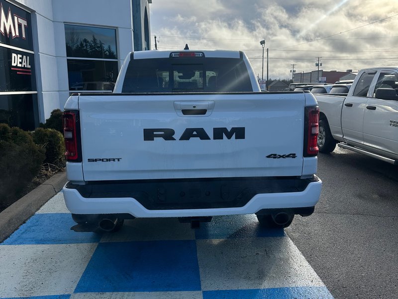 2025 Ram 1500 SPORT