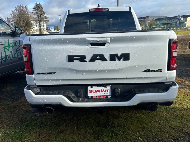 2025 Ram 1500 SPORT