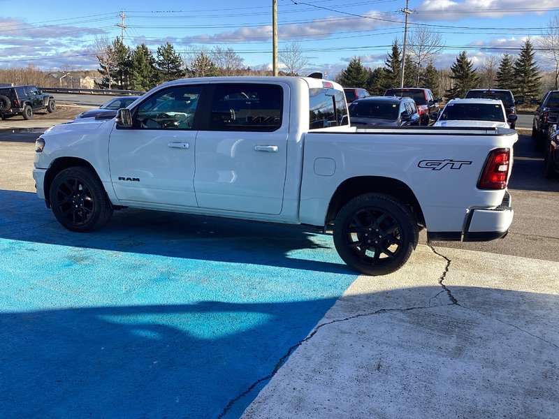 2025 Ram 1500 SPORT