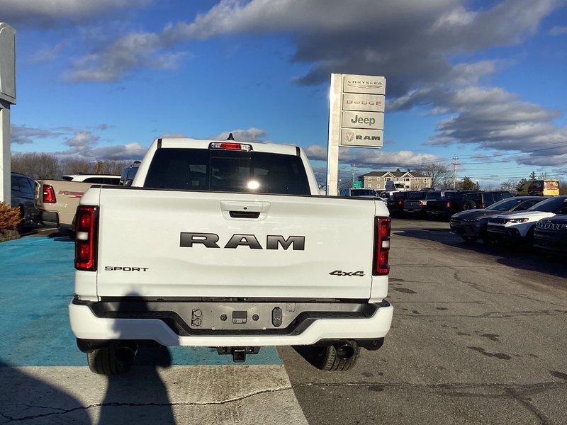 2025 Ram 1500 SPORT