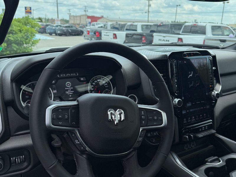 2025 Ram 1500 BIG HORN