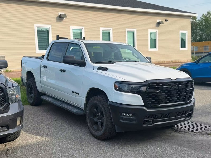 2026 Ram 1500 TRADESMAN CREW CAB Top trim Warlock!