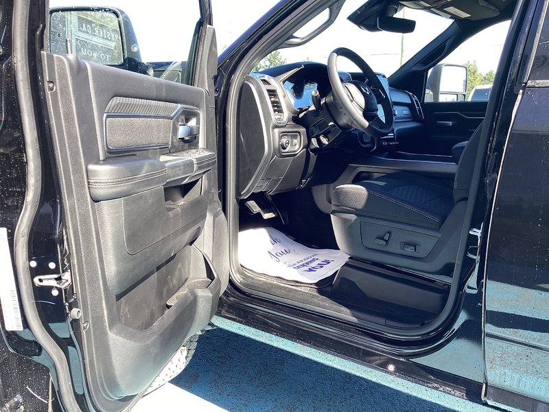 2025 Ram 2500 BIG HORN