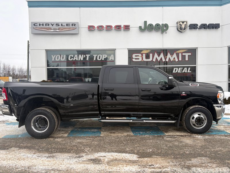 2024 Ram 3500 TRADESMAN DUALLY! CERTIFIED WITH NEW TIRES