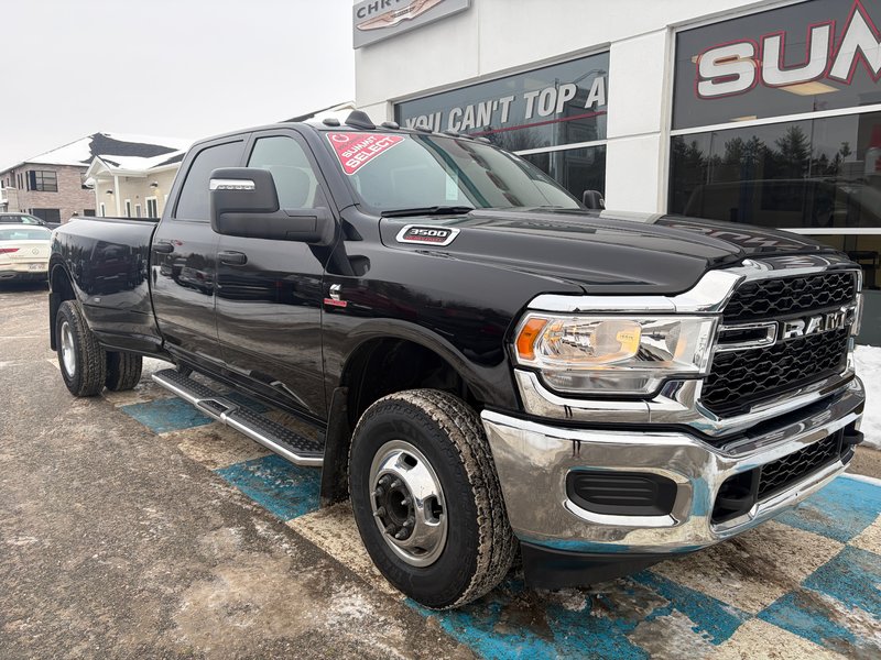 2024 Ram 3500 TRADESMAN DUALLY! CERTIFIED WITH NEW TIRES