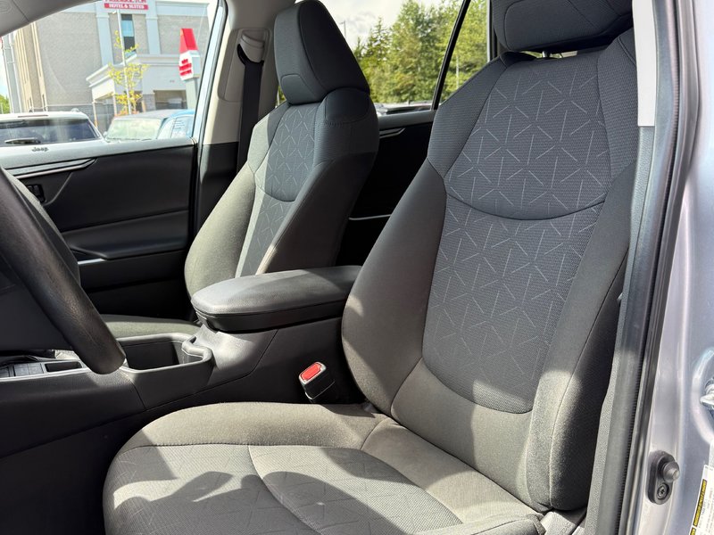 2024 Toyota RAV4 LE AWD