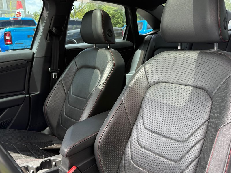 2021 Volkswagen JETTA GLI MANUAL GLI! GREAT PRICE!