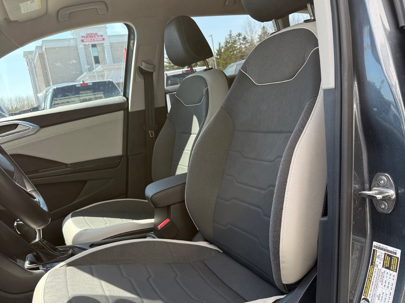 2025 Volkswagen TAOS COMFORTLINE