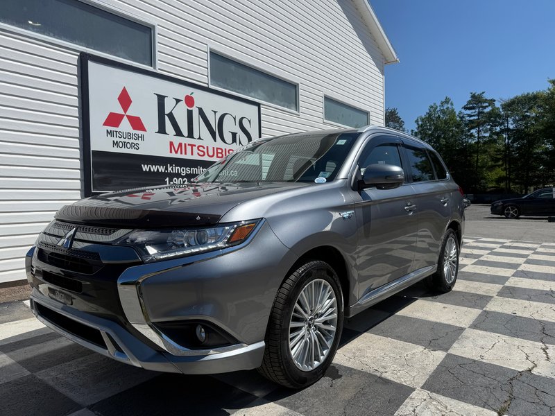 2019 Mitsubishi Outlander PHEV GT S-AWC, keyless entry, backup camera, Bluetooth in COLDBROOK, Nova Scotia - 1 - w320h240px