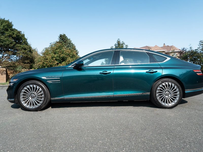 2023 GENESIS Electrified G80 Prestige