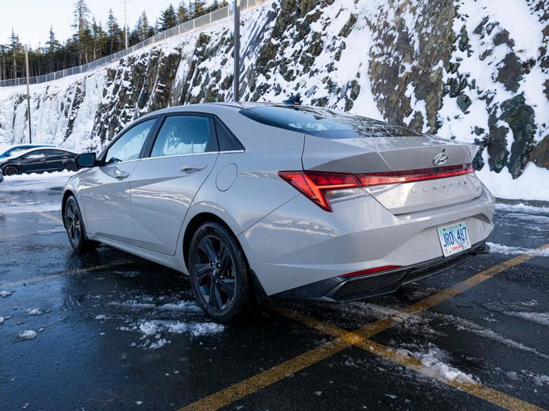 2022 Hyundai Elantra Hybrid Ultimate