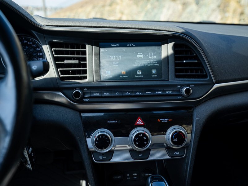 2019 Hyundai Elantra Preferred